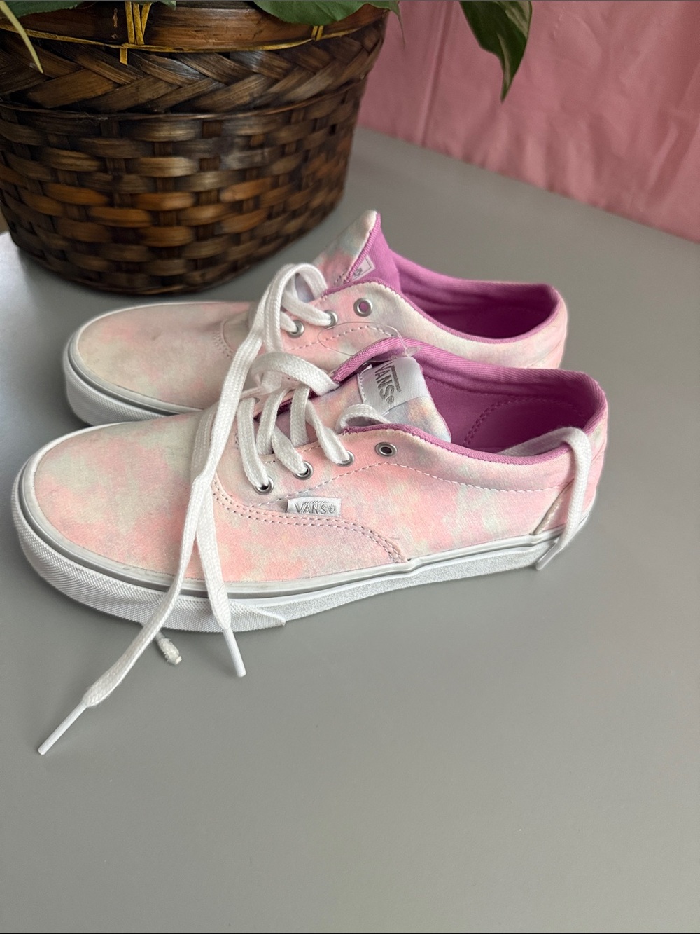 Vans Kids Tie-Dye Pink and White Low-Top Sneakers